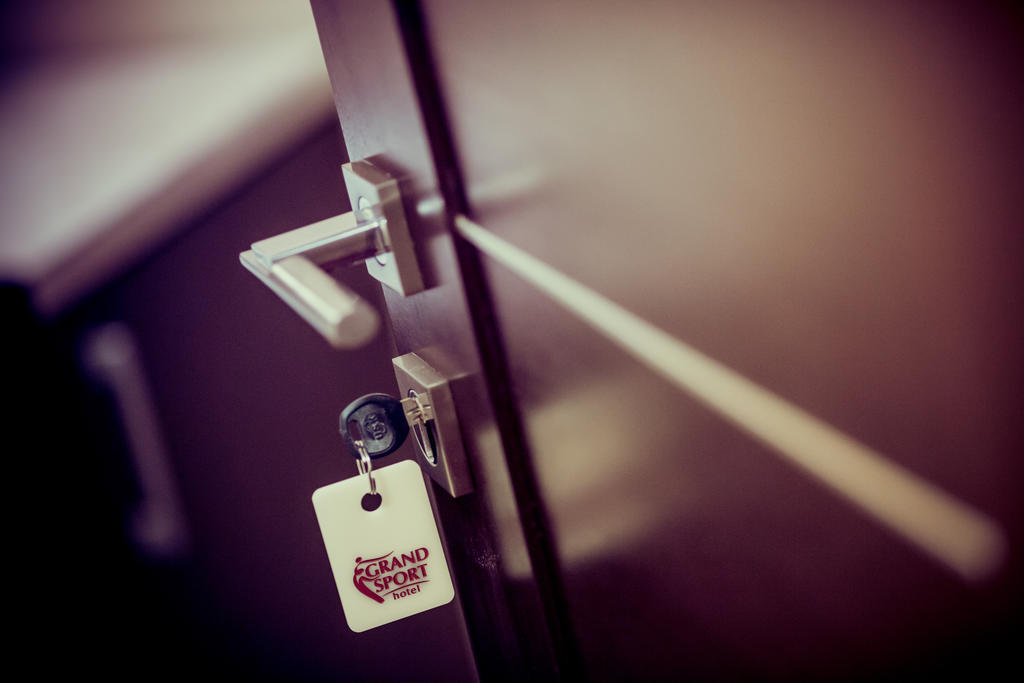 Grand Sport Hotel Brovary Ruang foto