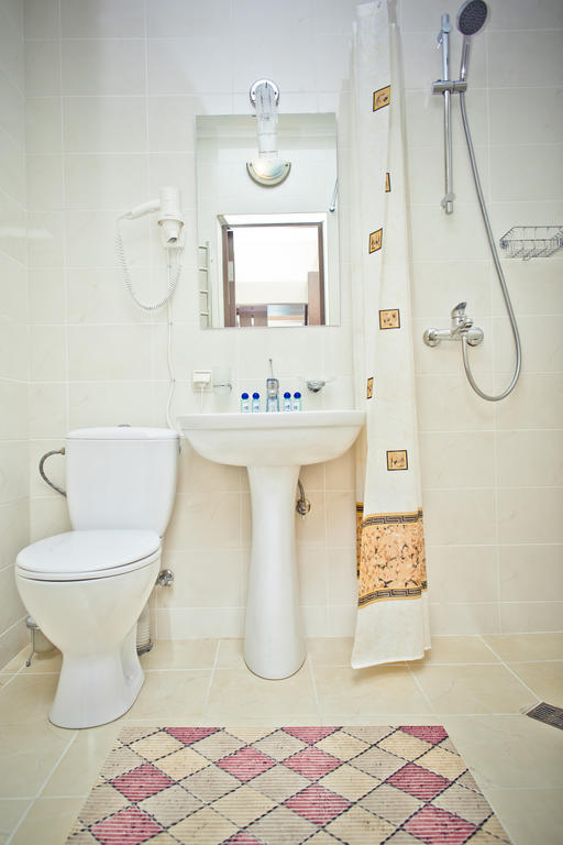 Grand Sport Hotel Brovary Ruang foto