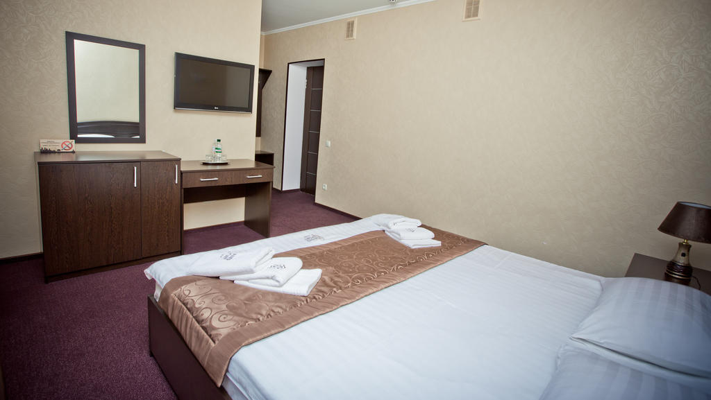 Grand Sport Hotel Brovary Ruang foto