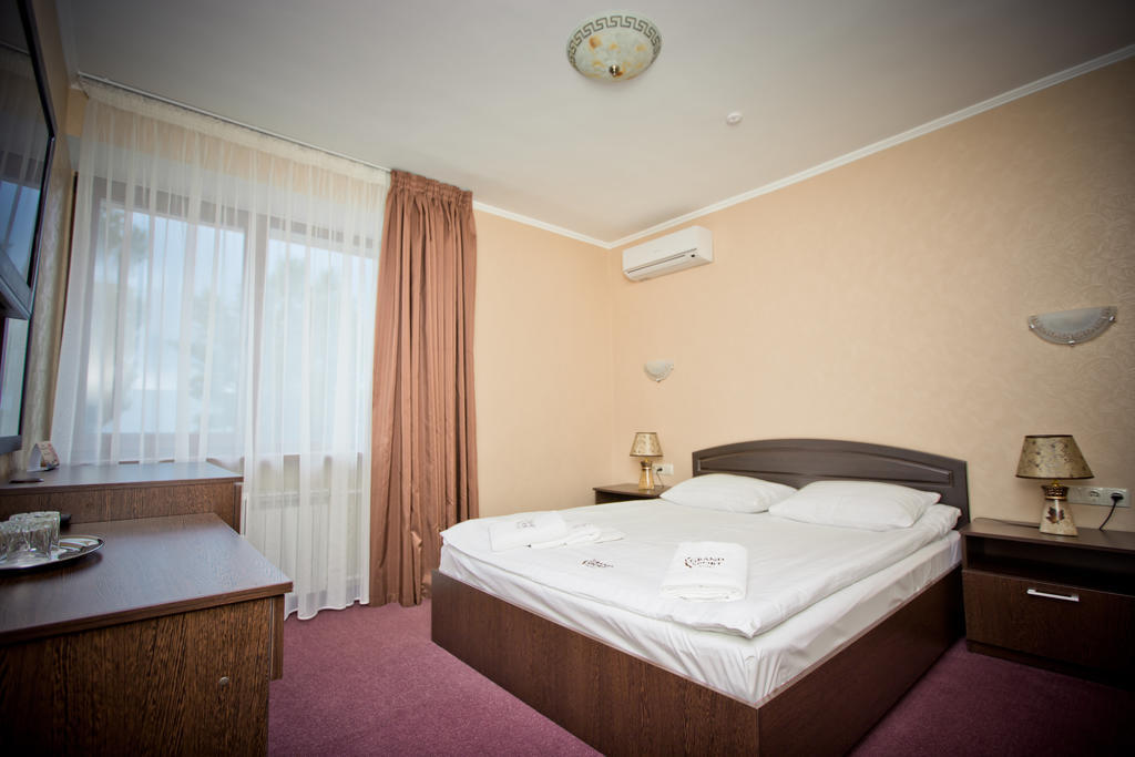 Grand Sport Hotel Brovary Ruang foto